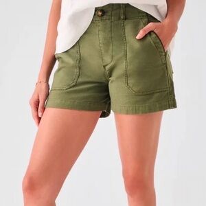 Faherty Stretch Surplus Shorts in Army Green, EUC, Size 31